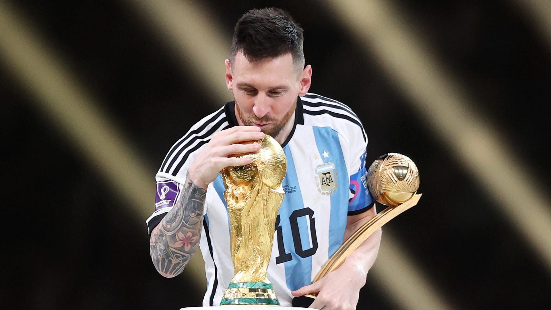 Who has won more individual awards?